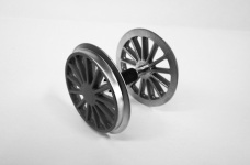 PIKO 36082 - G - Radsatz BR 194, chrom, schwarz, Kugellager, Zahnrad